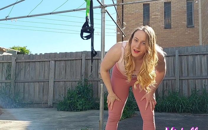 Michellexm: Je ne porte rien d’autre que mon string