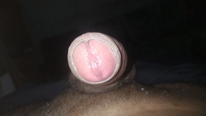 Public sex00: Tremendo meu pau muito perto e claro