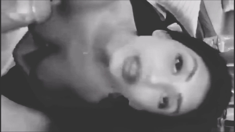 Sanayababhi: Säg mig att jag är din hora indiska viral avsugning och...