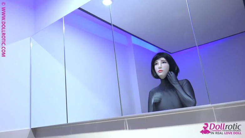 Dollrotic: การเปลี่ยนแปลงตุ๊กตา Zentai