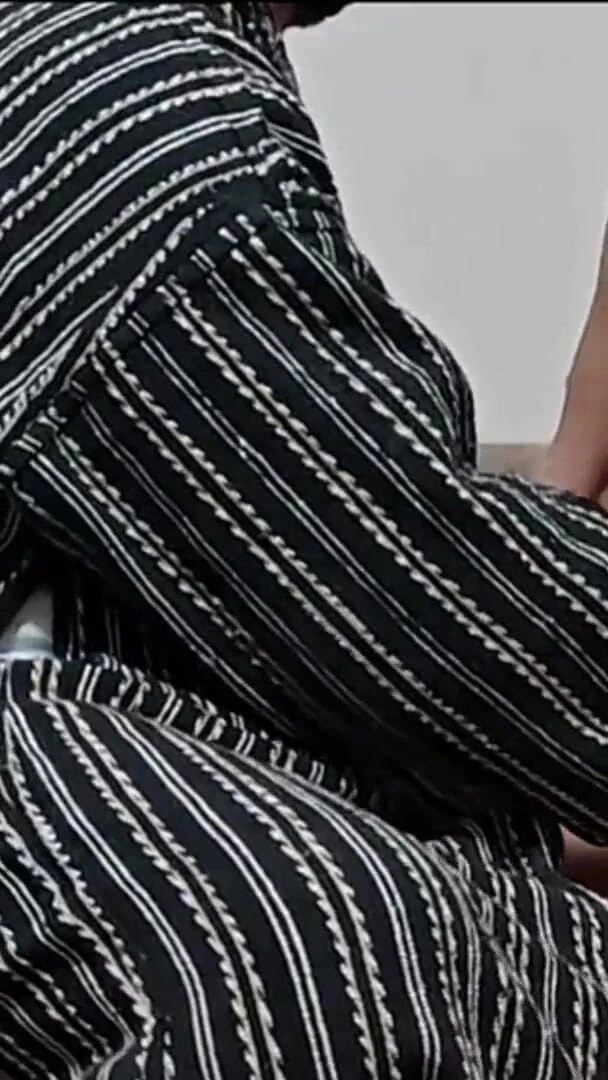 Salma Arab: アラブのセックスアナルの大きなお尻の3P。