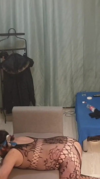 Chồng cuckolding đụ trước mặt vợ