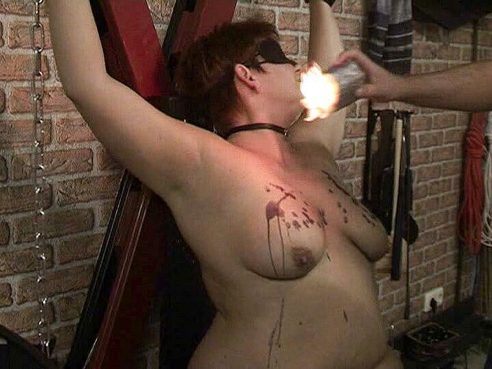 Anna Devot: Annadevot - aku harus pamer toketku