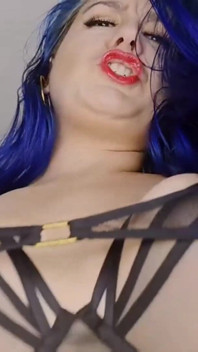 Fantezia ta degradantă expusă: întinsă și efeminată pentru un camionagiu POV vibrator legat, sissification și mai mult