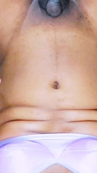 Tiny Penis Crossdresser Try to Piss on Own Mouth