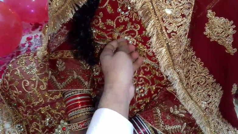 QueenbeautyQB: První noc je vždy speciální - sprosté řeči indického páru