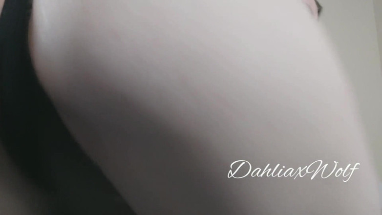 Dahlia Wolf: Sutki zaciski uległe dziwki orgazmy ostro