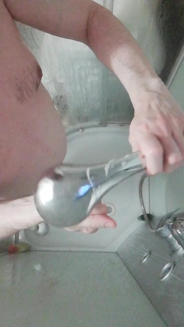 Danny Doe: Uvolněná masturbace ve sprše