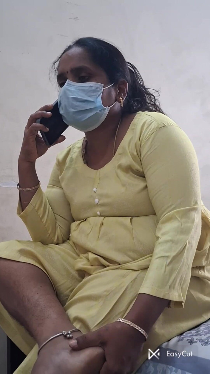 Pickup maami: The Customer Seduced the Delivery Guy