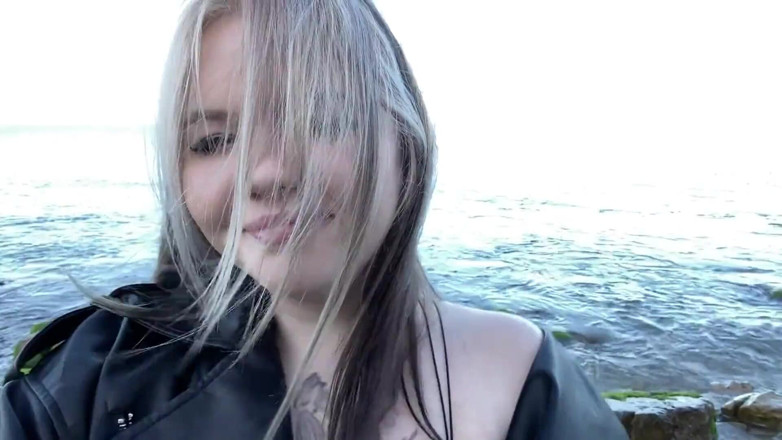 AurelliaCreampie: The Girl Washed the Beach with Her Jet Orgasm