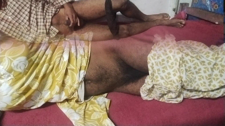 Blackberry World: Bangaldesi Tarsjendar Sex s domem