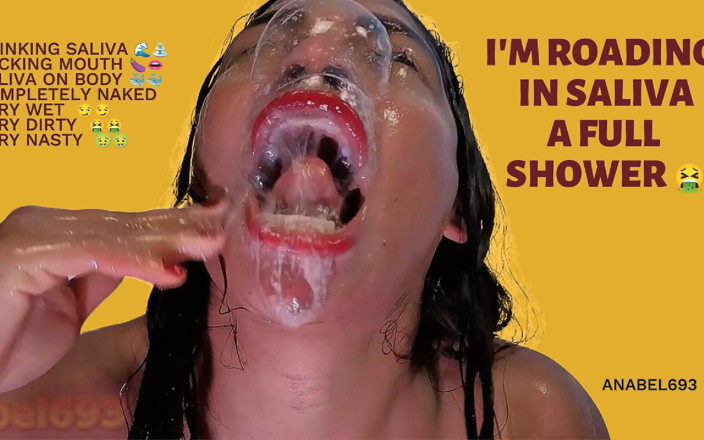 anabel693: Ich suhle mich im Speichel Eine volle Dusche