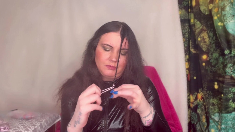 MissFFW: Panna Ffw wypompowuje różne style włosów i opaski