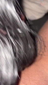 Ma journée a commencé par sucer mon beau-père à grosse bite noire, sa bite est tellement douce