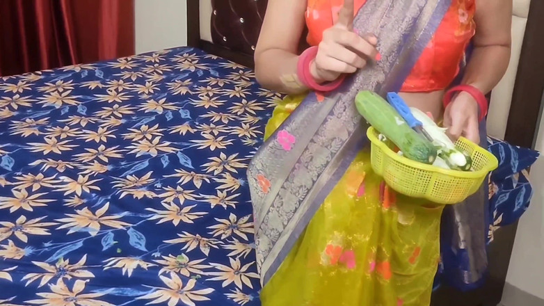 Apki_Sonakshi: デジ ビレッジ 熟女 バビがデヴァルに利用され、ヒンディー語オーディオ トリプルx で一晩中犯される