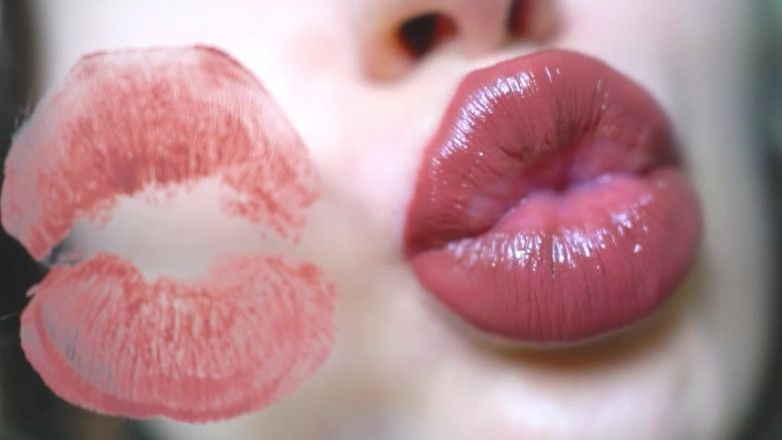 Rarible Diamond: Choco Lips Mark 2