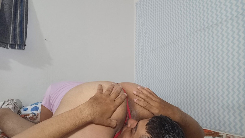 Valkyrie and Luigy Couple: Dziewczyna jebanie na czwórce, piesek