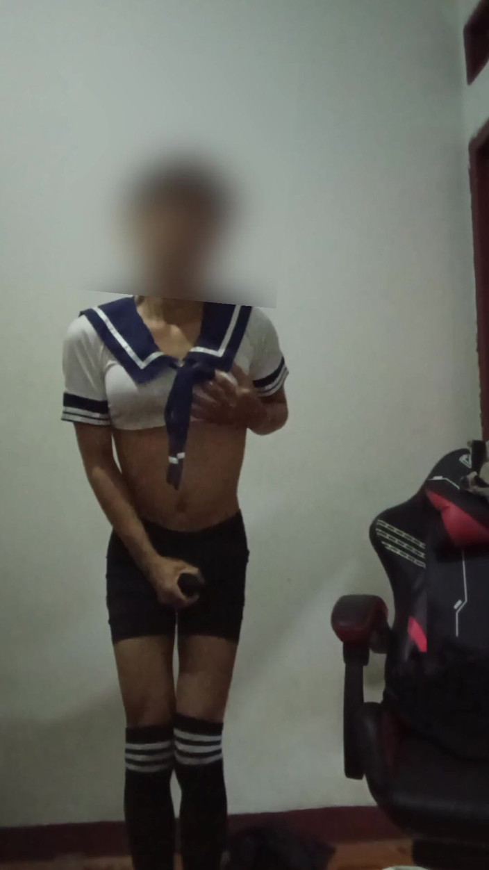 Aoifem: Femboy Cosplay Jepun