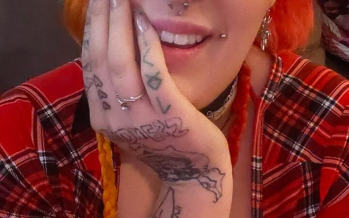 MarkkedBunniigirl: 女子大生のソロとバイブレーター