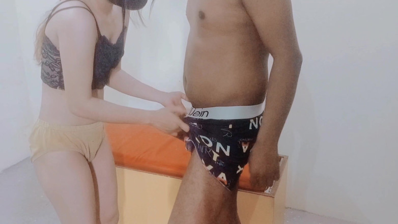 Coupleplyaz: Indian Girl's First Time Hot Sex