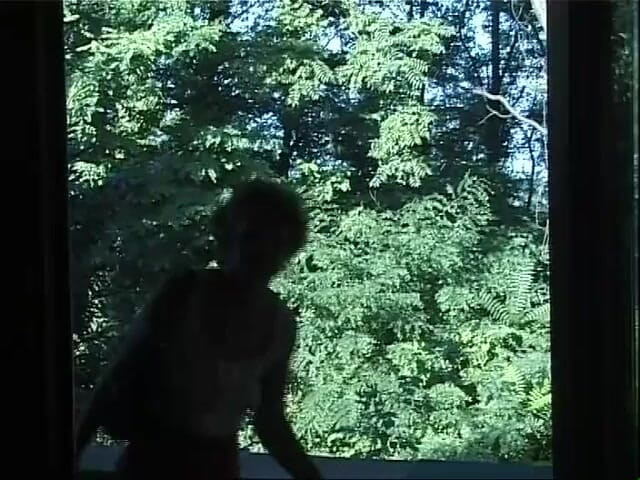 Milf in Love: Niesamowita rażąca i niegodziwa niezdecyduje (Pełny film porno)