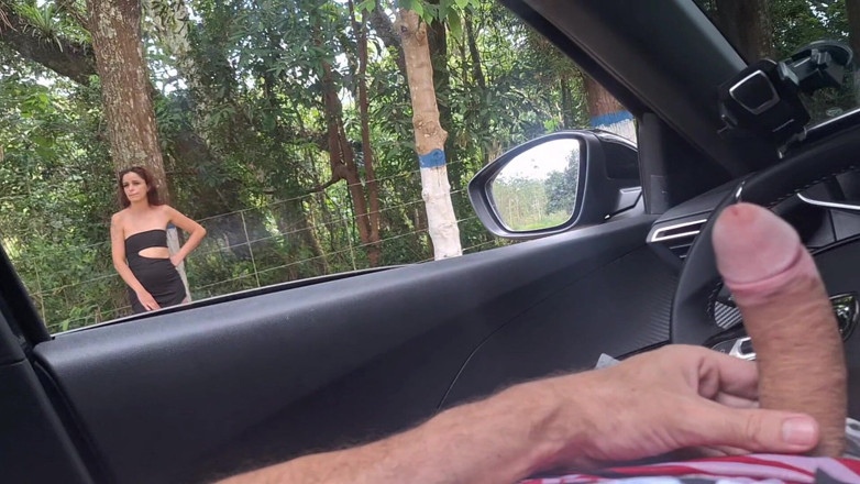 FannySquirting: ¡le Enseñé Mi Polla Dura a La Preciosa Pelirroja!