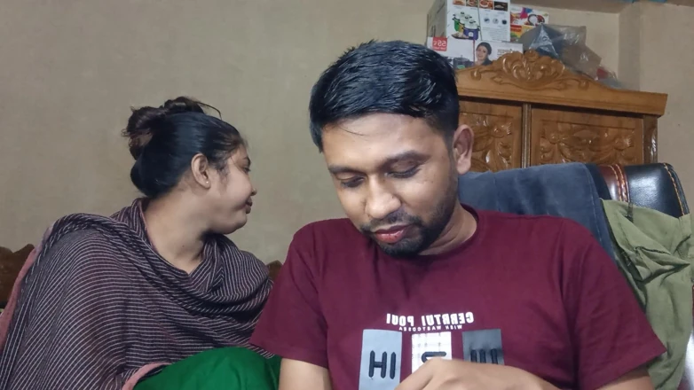Deshi Hot Indian Bhabhi Alone Home Fast Time