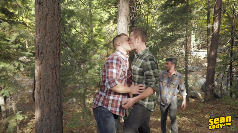 Sean Cody: Sean Cody - Big Dick Deacon zahajuje hardcore akci v autě...