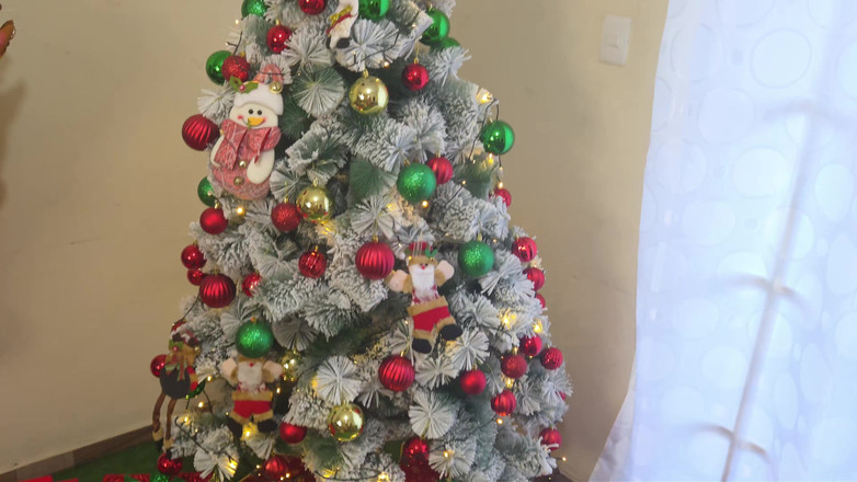 katha: Nevlastní otec má nádhernou vánoční trojku se svými dvěma krásnými...