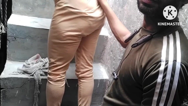 Saxesageth: とてもかわいいセクシーな主婦 セクシーな主婦