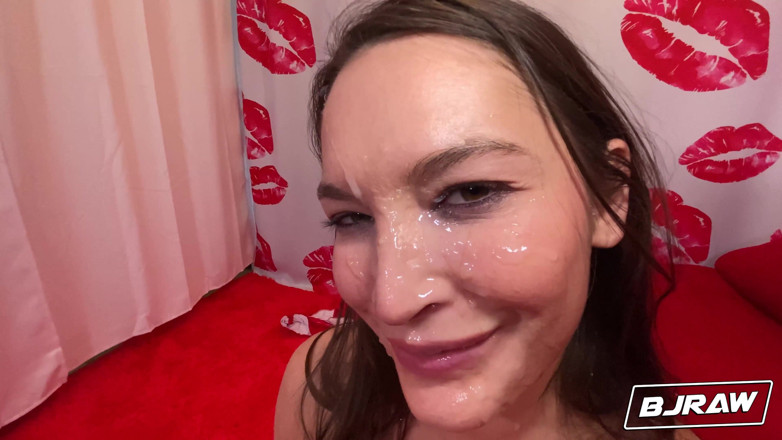 BJ Raw: Bjraw meliputi muka Katrina Colt