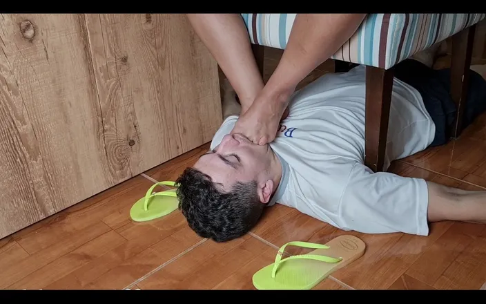 KiffaFeet: Mistress Kiffa - Face Footstool Slave Cleans Dirty Flip Flops and...