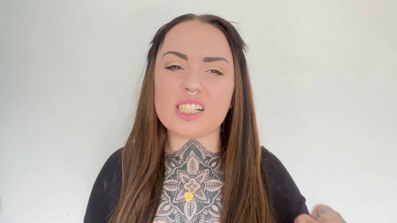 Miss Valentina: Mani muncrat di wajah dewimu joi