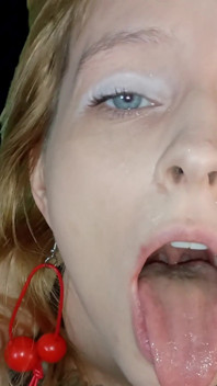 Linda milf tiene mega facial
