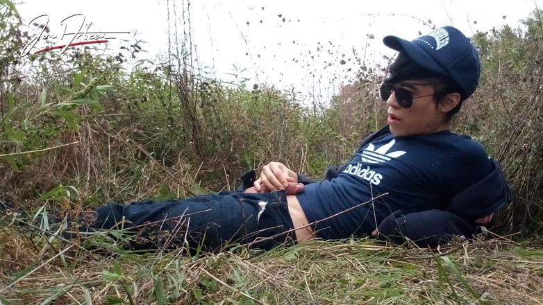 Jon Arteen: Roztomilá asijská Gay Twink Jon Arteen mluví francouzsky Honí svůj...