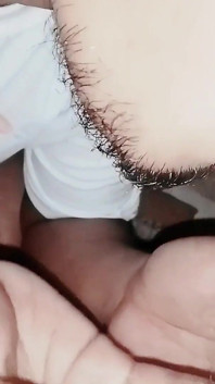 Il mio amico è sempre duro e eccitato