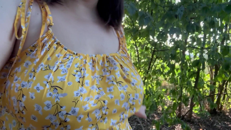 Milky Mari: Slutty MILF Showing Her Hairy Pussy Outdoor and Masturbate to...