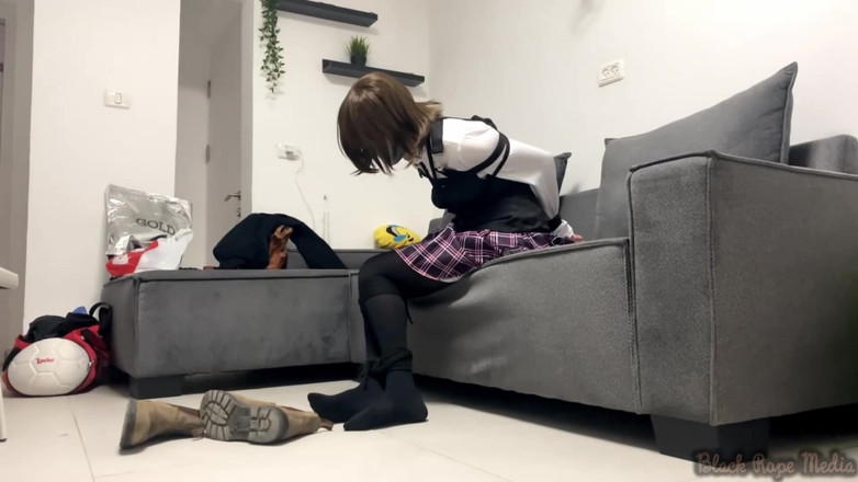 Miriam Slave: Makoto Niijima En Problemas
