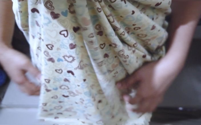 Hotwifeanjali: 友人の妻はキッチンに立ってセックスし、友人の妻はキッチンに立って彼を犯しました