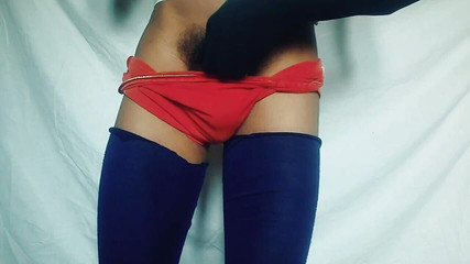 Cross Indian: Nějaká nevlastní dcera si vyhonila nevlastního otce, zatímco si hrála...