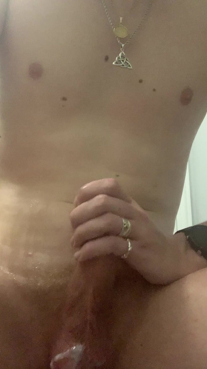 Brashen: Teen Redhead Fails at Edging and Cums Accidentally