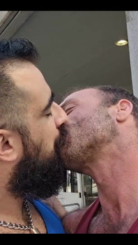 Dave Bristol oldukça iyi zaman geçiriyordu