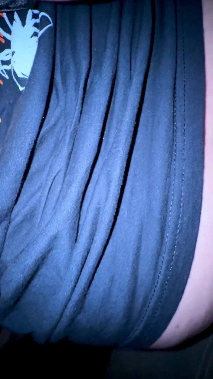 KingDom24: 像一个精液荡妇一样吮吸爸爸的鸡巴