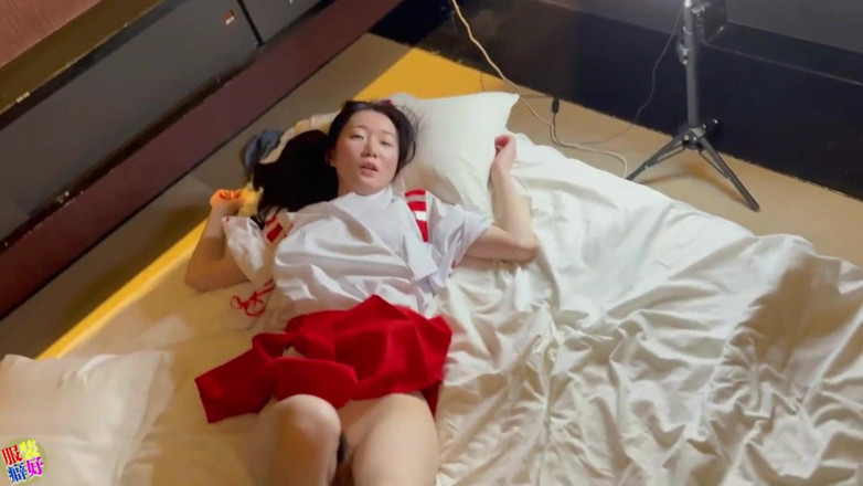 J-Girls Club: Uma Hora Encantada Passada com uma Miko Autêntica