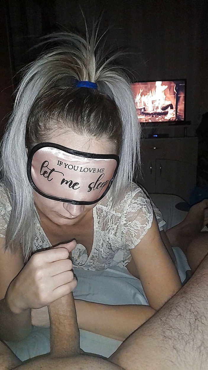 Audrey: Nevlastní bratr a nevlastní sestra milují poměr v novém roce