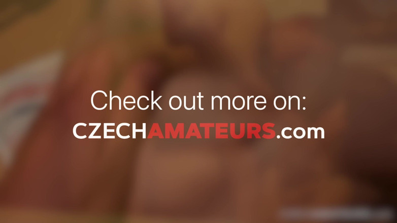 CzechAmateurs: Amatori cehi 13: Petr ejaculează!