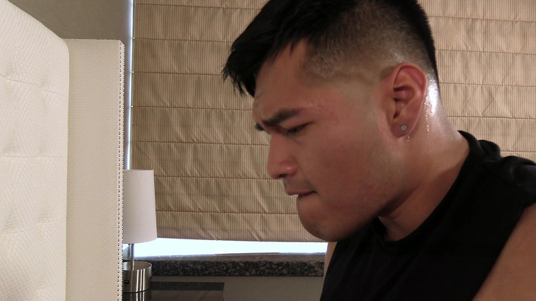 Vision X Studios: Чемпионы и Миги ласкаются и сосут