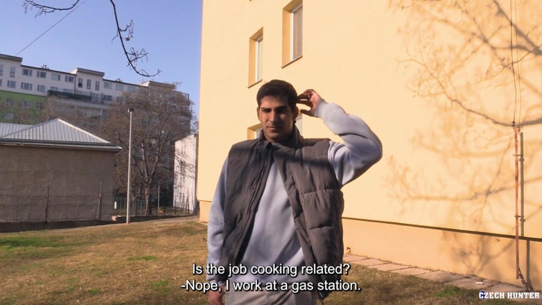 Czech Hunter: Çek avcısı - başka bir azgın gün, apartmanımın etrafında başka bir...