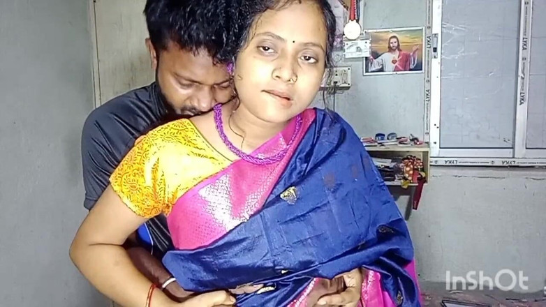 Desisupar93: Une belle bhabhi sexy.