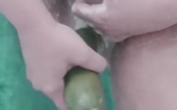 Sawsawiya: Moje žena si ráda hraje s jídlem